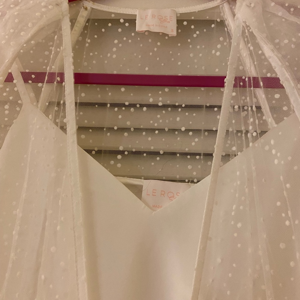 Le Rose Bridal Robe - Picture 3 of 5